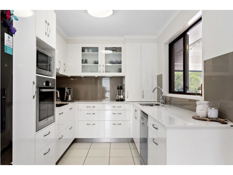 39 Pimelea Street, Everton Hills QLD 4053