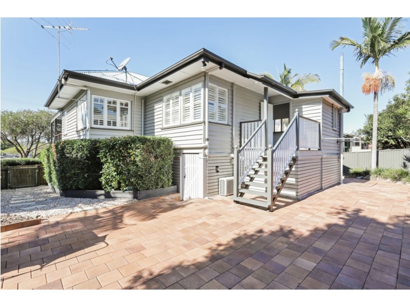 88 Bayview Terrace, Wavell Heights QLD 4012