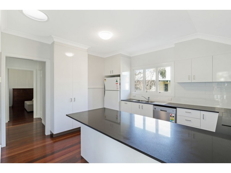 88 Bayview Terrace, Wavell Heights QLD 4012