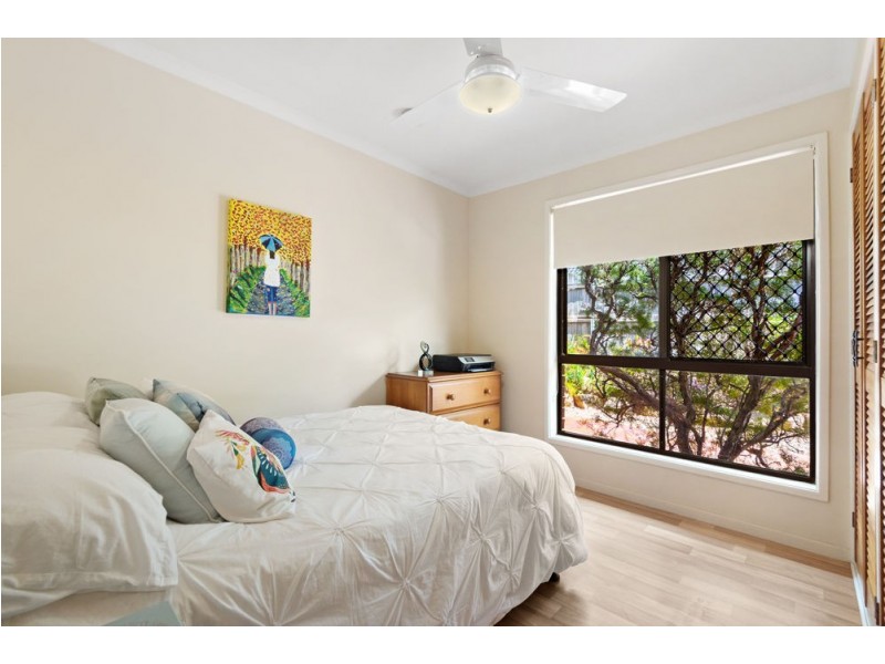 69 Yingally Drive, Arana Hills QLD 4054