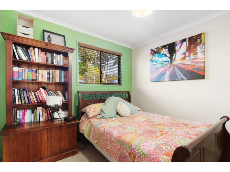 69 Yingally Drive, Arana Hills QLD 4054