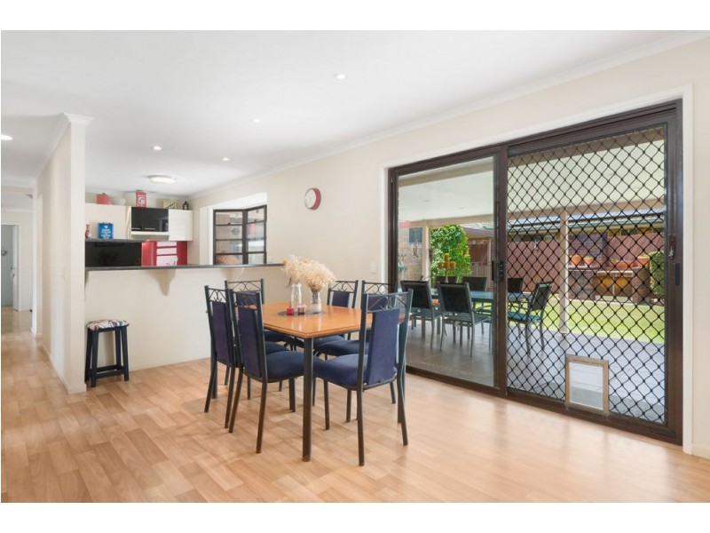 69 Yingally Drive, Arana Hills QLD 4054