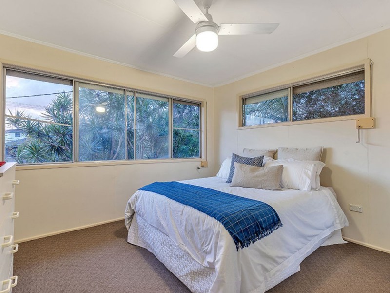 10 Pavonia Street, Everton Hills QLD 4053