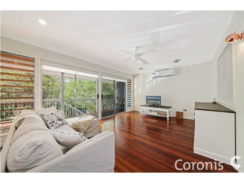 7 Camden Court, Arana Hills QLD 4054