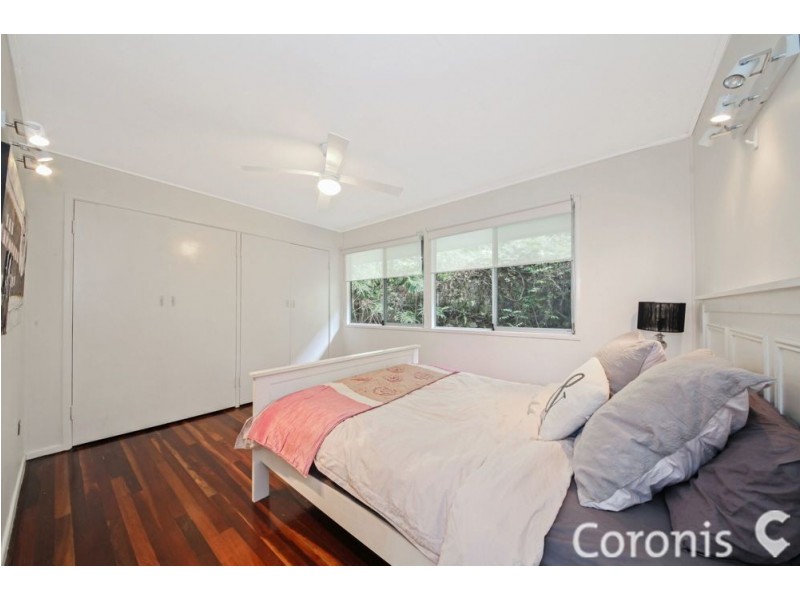 7 Camden Court, Arana Hills QLD 4054