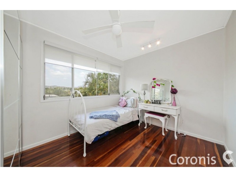 7 Camden Court, Arana Hills QLD 4054