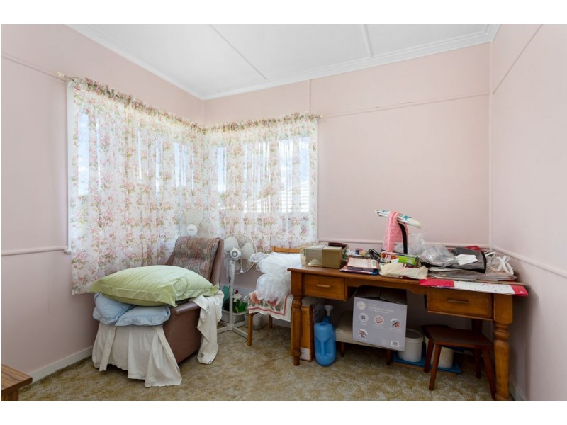 4 Dunkirk Street, Gaythorne QLD 4051