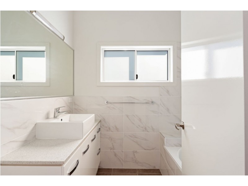 14 Sussex Street, Mitchelton QLD 4053