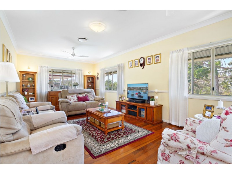 68 Falconglen Place, Ferny Grove QLD 4055