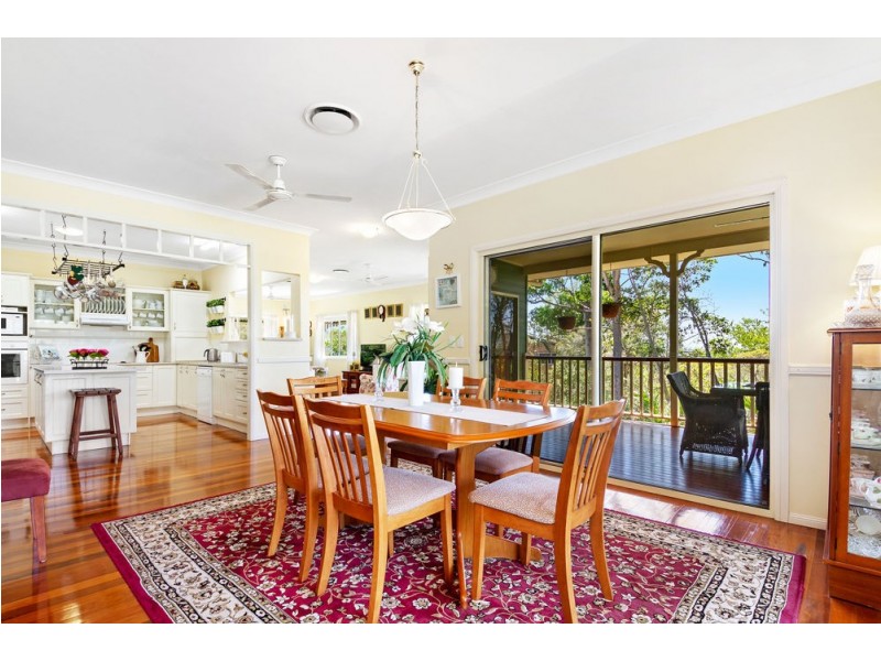 68 Falconglen Place, Ferny Grove QLD 4055