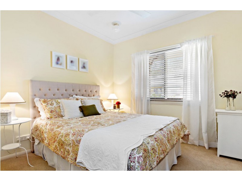 68 Falconglen Place, Ferny Grove QLD 4055