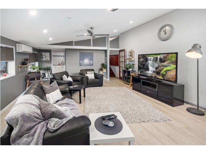 7 Tarawill Crescent, Ferny Hills QLD 4055