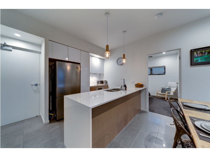 9/10 Ruby Road, Mitchelton QLD 4053