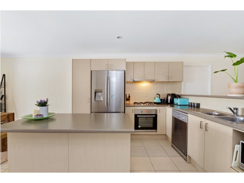 9 Walkers Road, Everton Hills QLD 4053