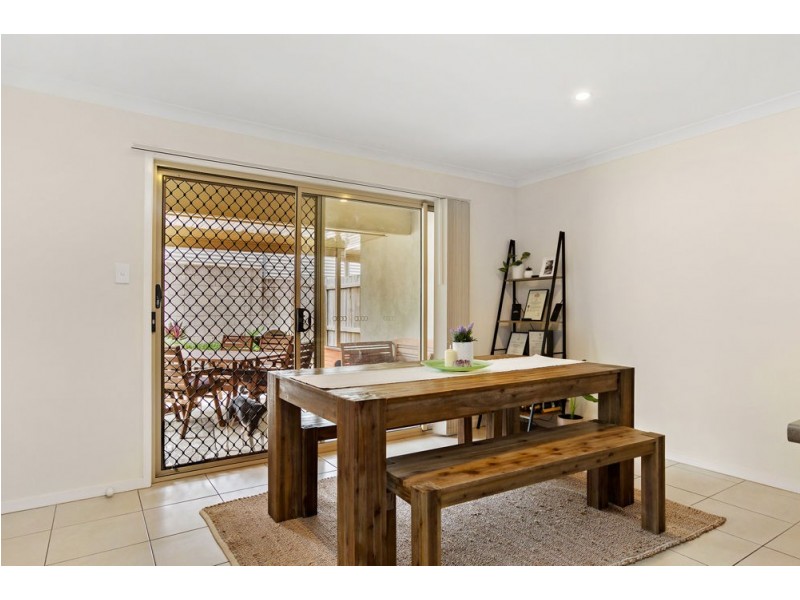 9 Walkers Road, Everton Hills QLD 4053