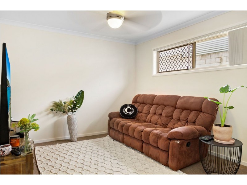 9 Walkers Road, Everton Hills QLD 4053