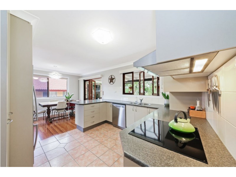 146 Trouts Road, Stafford Heights QLD 4053
