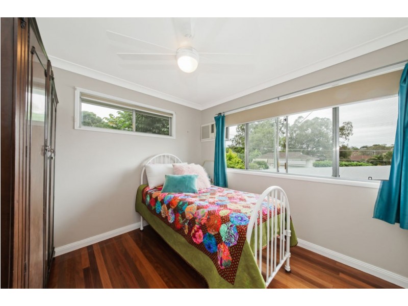 146 Trouts Road, Stafford Heights QLD 4053