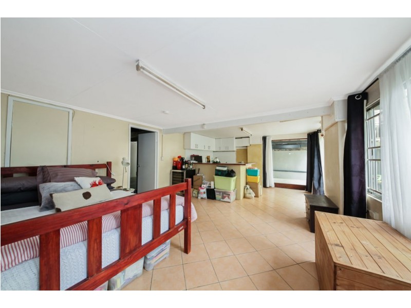 146 Trouts Road, Stafford Heights QLD 4053