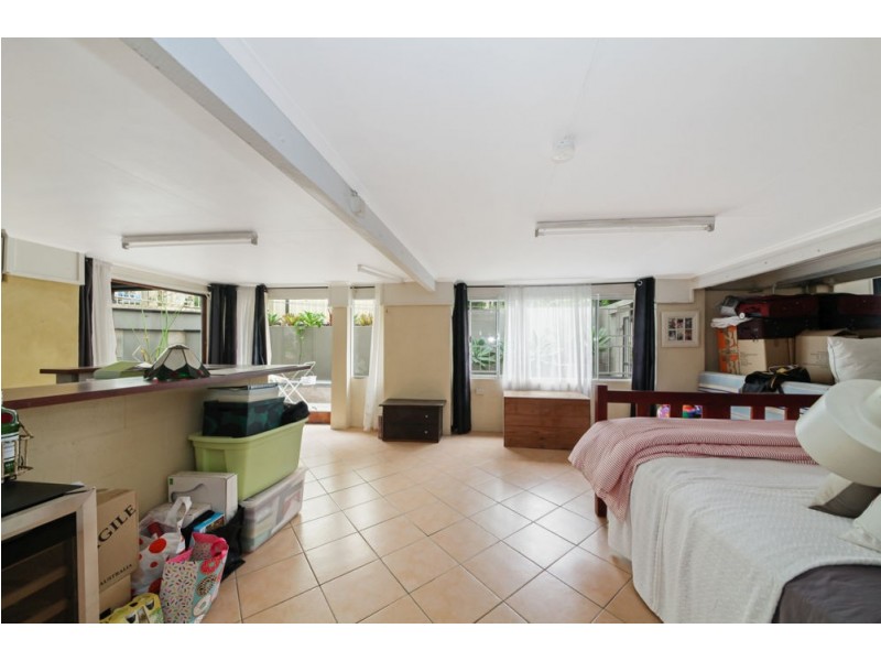 146 Trouts Road, Stafford Heights QLD 4053