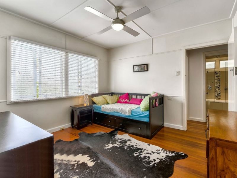 58 Barton Street, Everton Park QLD 4053