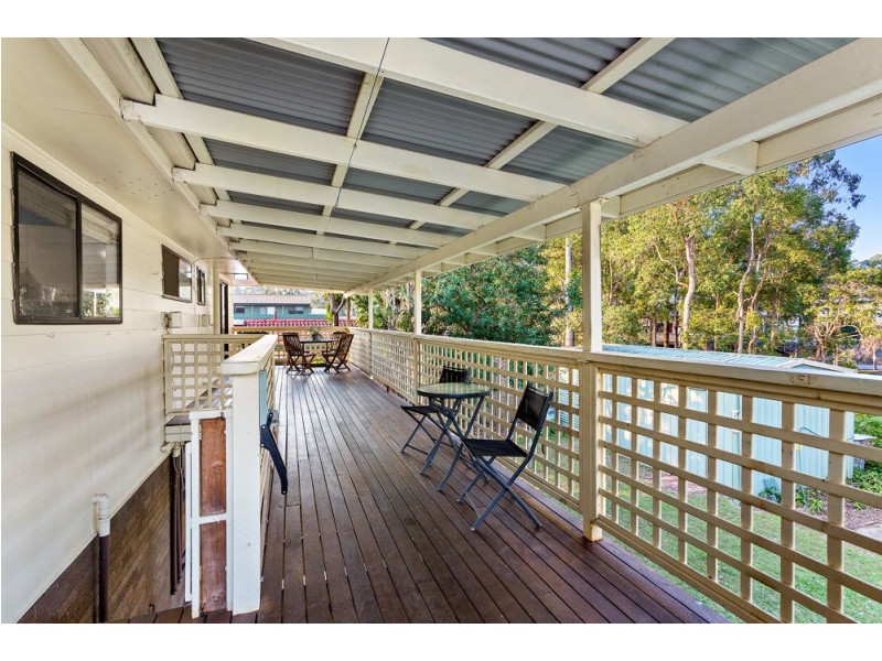 15 Rinavore Street, Ferny Grove QLD 4055