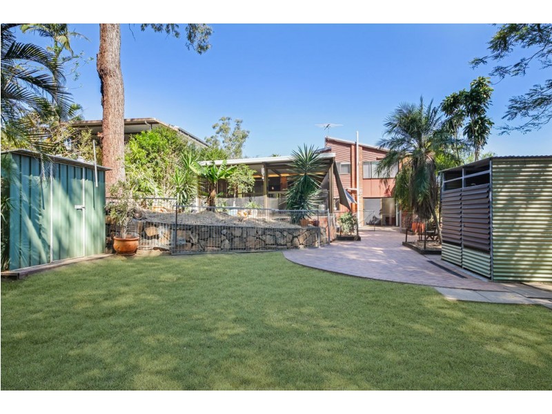 8 Lily Street, Everton Hills QLD 4053