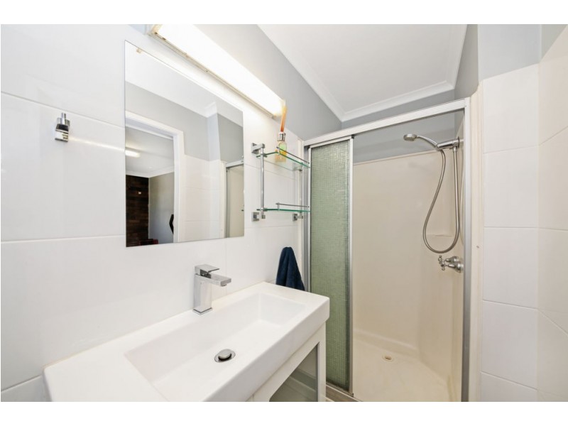 8 Lily Street, Everton Hills QLD 4053