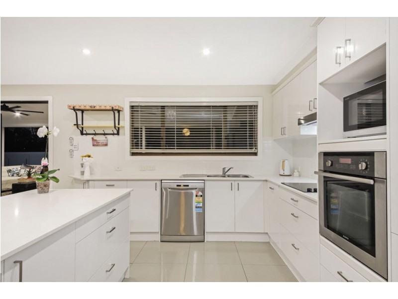 6 Bassey Street, Mcdowall QLD 4053