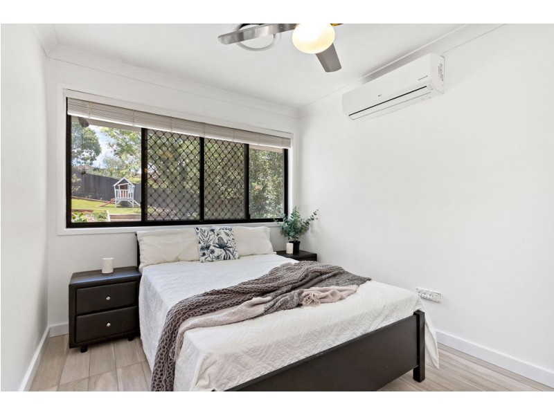 5 Mawarra Crescent, Ferny Hills QLD 4055