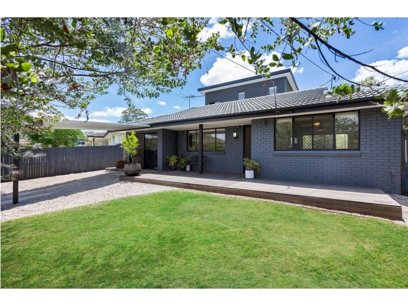 5 Mawarra Crescent, Ferny Hills QLD 4055