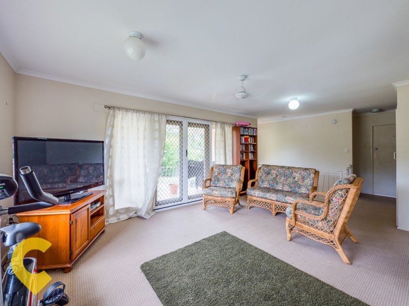 34 Dunbil Avenue, Ferny Hills QLD 4055