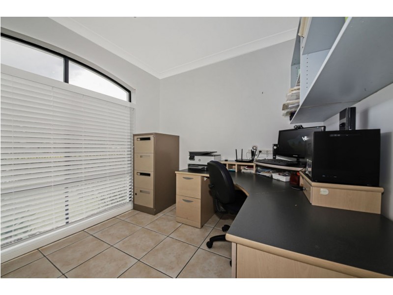 12 Snow Wood Drive, Eatons Hill QLD 4037