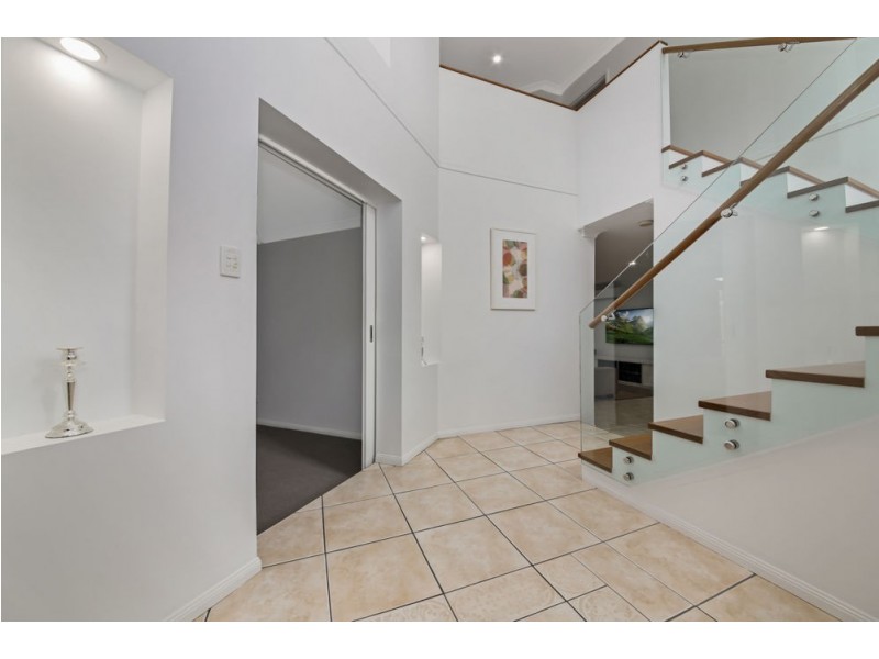 12 Snow Wood Drive, Eatons Hill QLD 4037