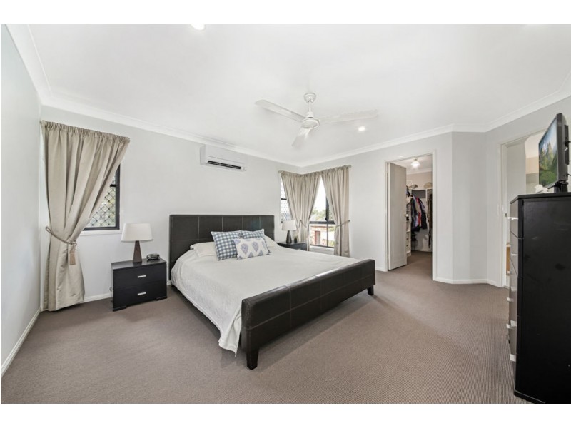 12 Snow Wood Drive, Eatons Hill QLD 4037