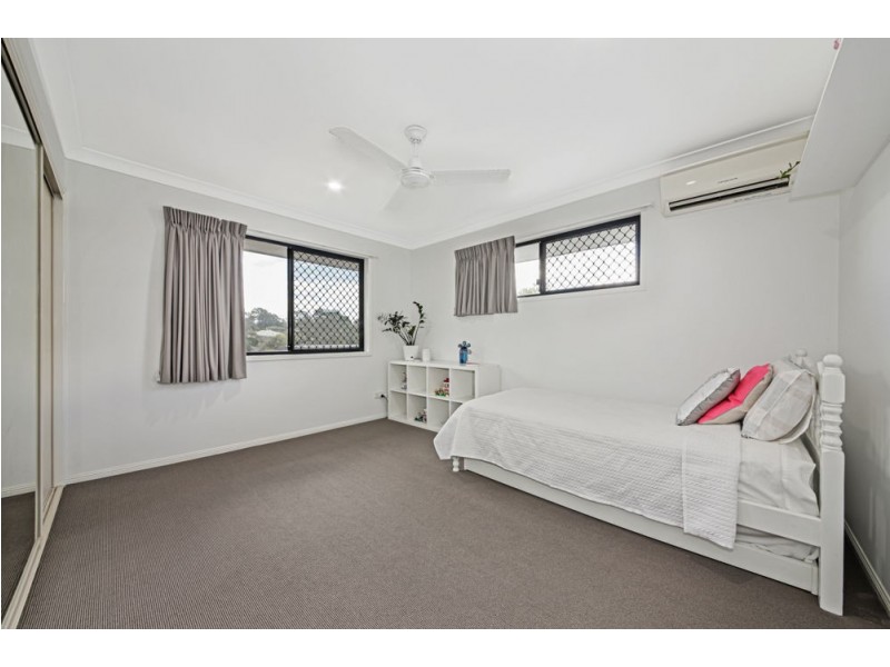 12 Snow Wood Drive, Eatons Hill QLD 4037