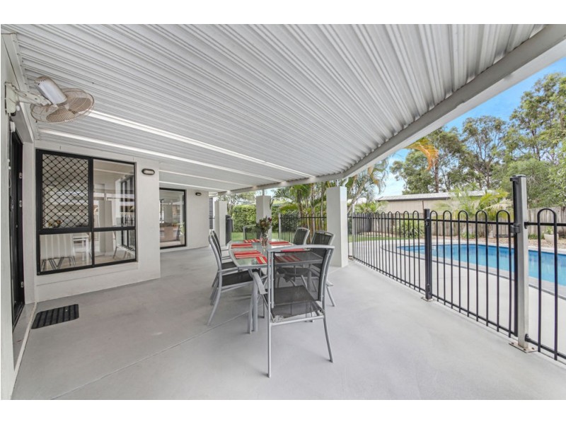 12 Snow Wood Drive, Eatons Hill QLD 4037