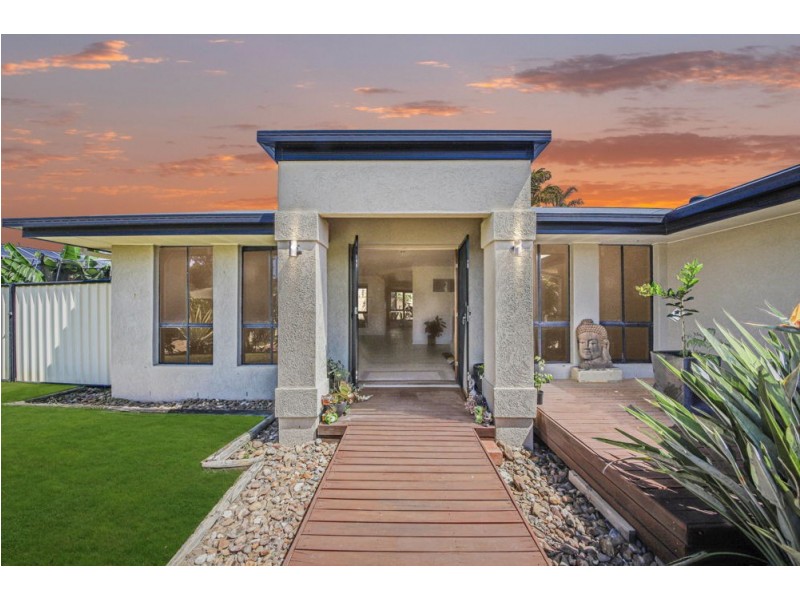 19 Franzin Drive, Cashmere QLD 4500