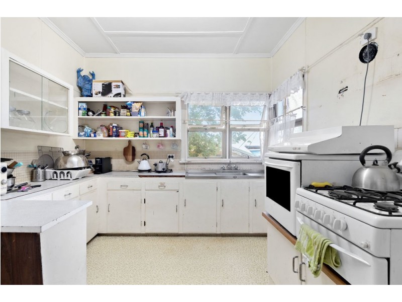 32 Brennan Street, Stafford QLD 4053