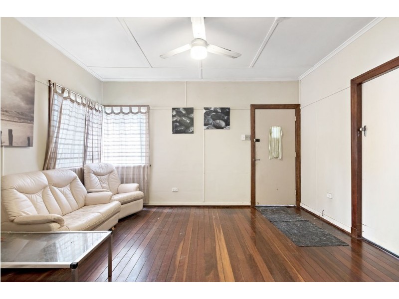 32 Brennan Street, Stafford QLD 4053