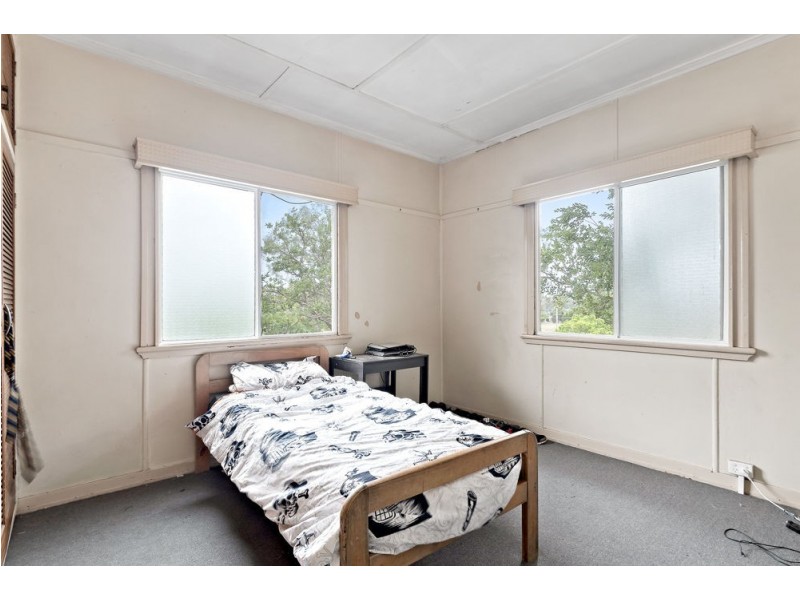 32 Brennan Street, Stafford QLD 4053