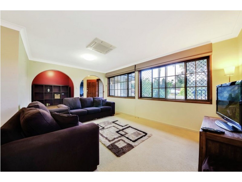 54 Bergin Rd, Ferny Grove QLD 4055