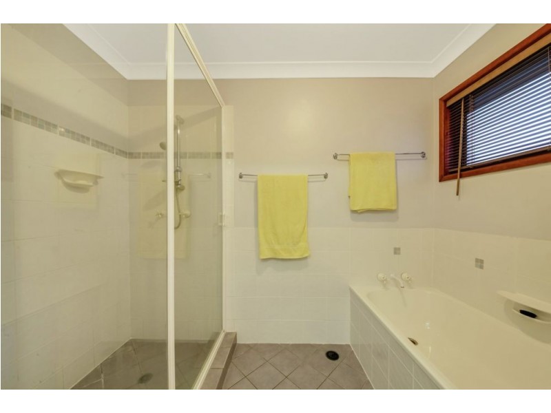54 Bergin Rd, Ferny Grove QLD 4055