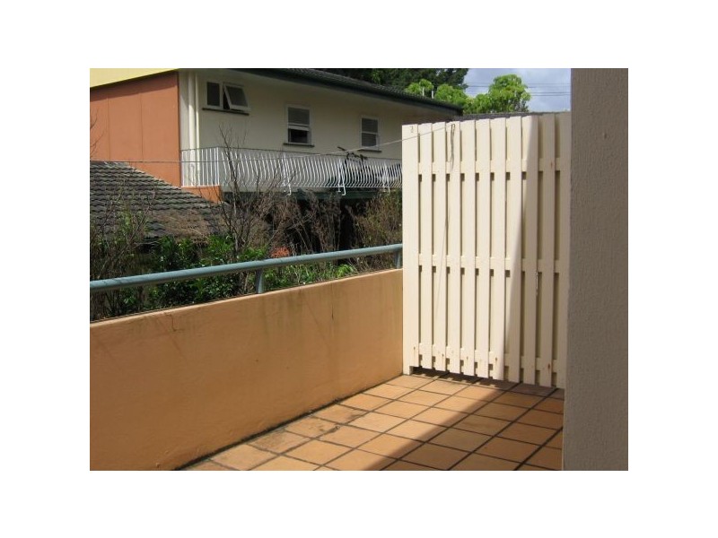 18/89 Scott Road, Herston QLD 4006