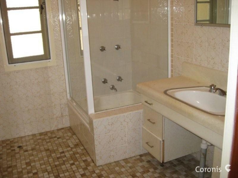 32 Brennan Street, Stafford QLD 4053