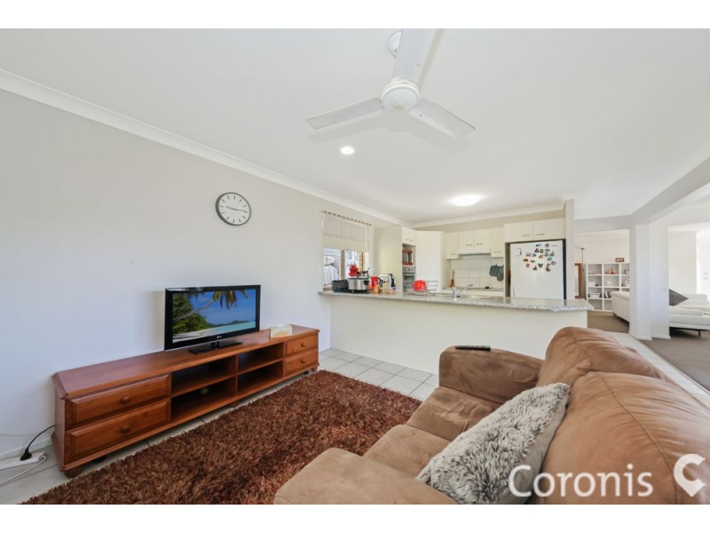 1 Caswell Place, Arana Hills QLD 4054