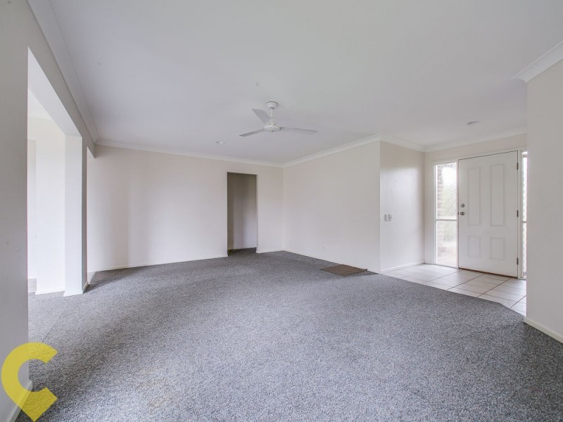 1 Caswell Place, Arana Hills QLD 4054