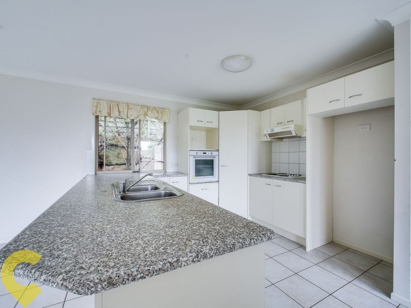 1 Caswell Place, Arana Hills QLD 4054