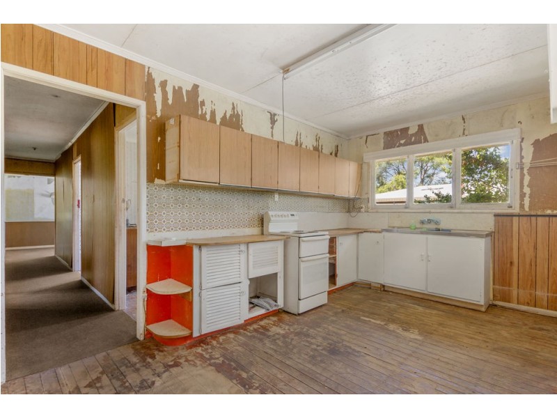 82 Patricks Road, Arana Hills QLD 4054