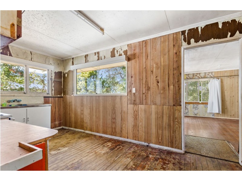 82 Patricks Road, Arana Hills QLD 4054